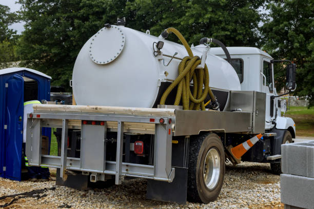 Best Affordable portable toilet rental  in Southgate, FL